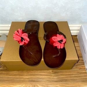Hollister flower flip-flop